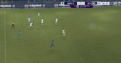 由余非执导，张家振监制，张静初、役所广司、林柏宏主演的反恐动作大片《冰峰暴》即将于11月29日登陆全国各大院线，与广大观众见面